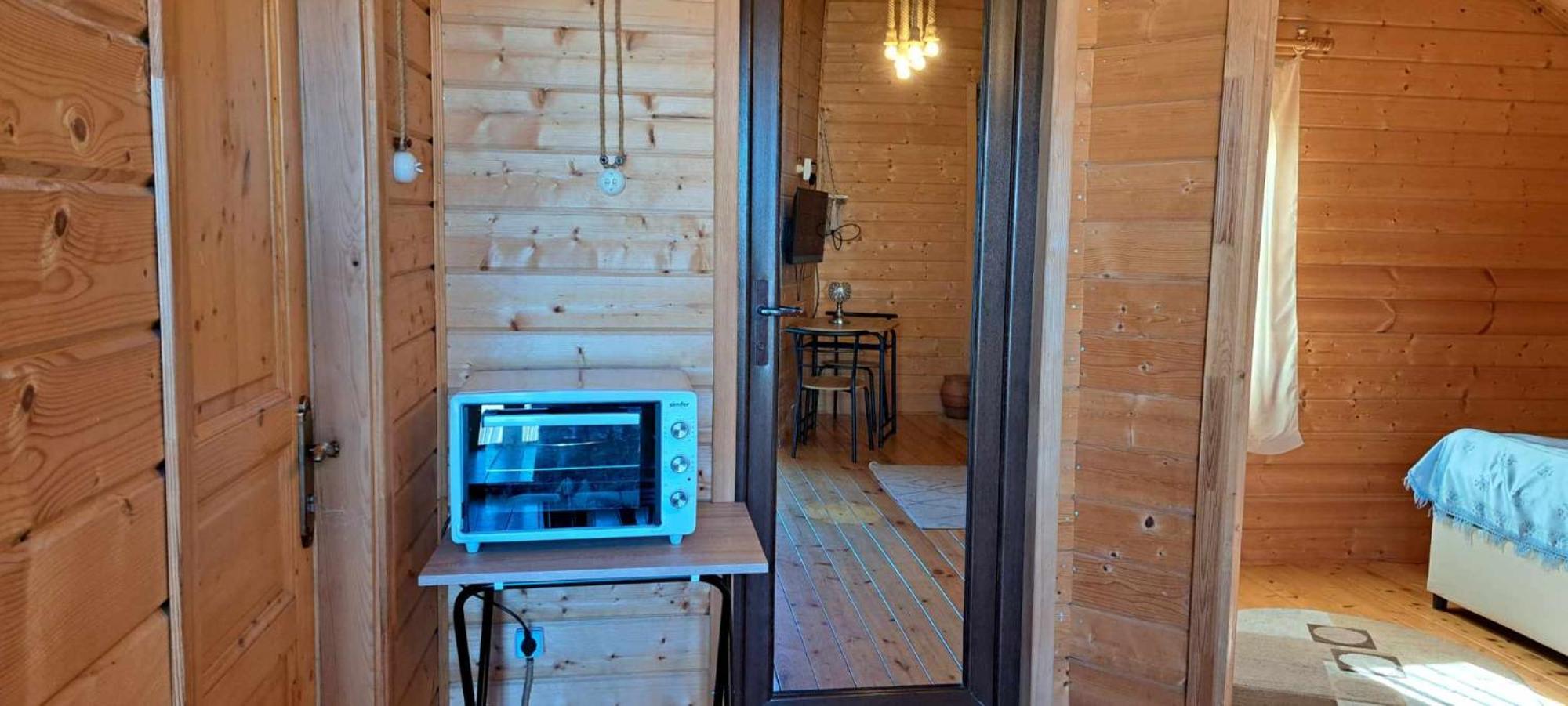Деревянный Котеж The 1 С Выдом На Город Batumi Exteriör bild